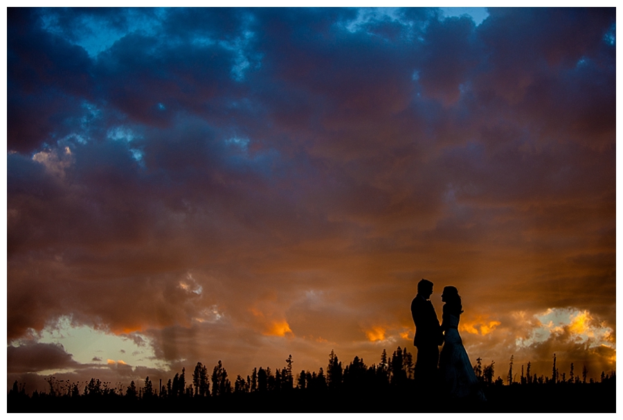 Stunning Sunset wedding photos in colorado at Devils thumb